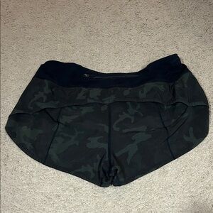 Women's Lululemon Camouflage Shorts